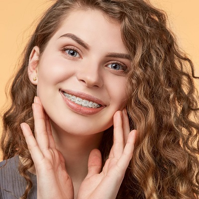 ما هي مخاطر دعامات السيراميك في دبي وأبو ظبي والشارقة؟