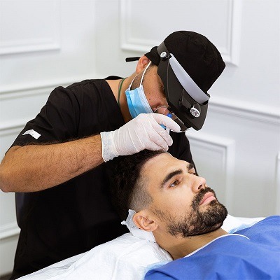 عروض زراعة الشعر بالتقسيط في دبي والإمارات | سعر التكلفة