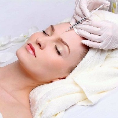 أفضل الجلوتاثيون الوريدي لتبييض البشرة في دبي وأبو ظبي