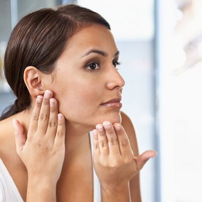 كيفية التخلص من التجاعيد بشكل دائم في دبي وأبو ظبي | يكلف