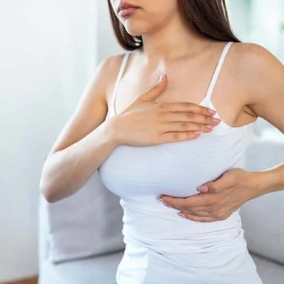 هل يمكنني الرضاعة الطبيعية بعد عملية شد الثدي؟