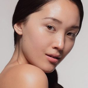 كيف نميز بين الكلف والنمش؟