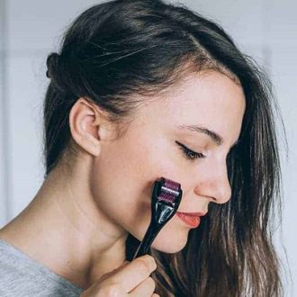 The Ultimate Guide to Derma Roller Treatment