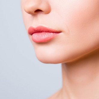 Bullhorn Lip Lift: What You Need to Know in Dubai