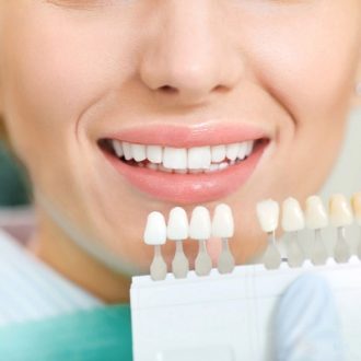 At What Age Do Teeth Start To Yellow in Dubai?