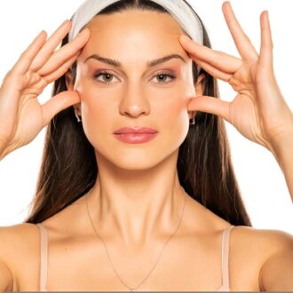 Non-Invasive Vs. Surgical Skin Tightening: Pros And Cons In Dubai