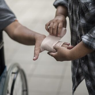 Wound Dressing at Home Cost in Dubai & Abu Dhabi