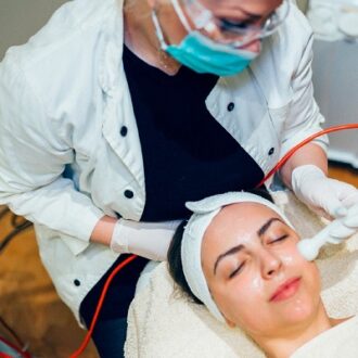 Tuning Into Beauty: The Art Of Radio Frequency Treatment