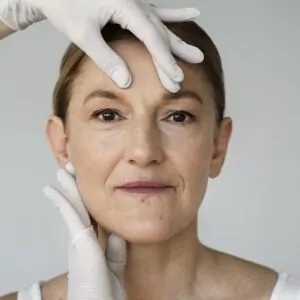 How does Endolift differ from facelifts?