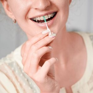 How to clean dental braces?
