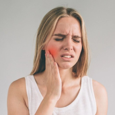 How to Reduce Pain After Dental Implant Surgery